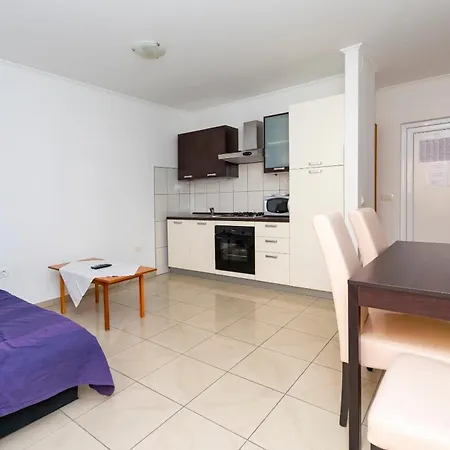 Danijela Apartament Duće