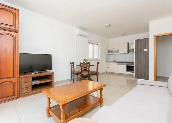 Danijela Apartman Duce